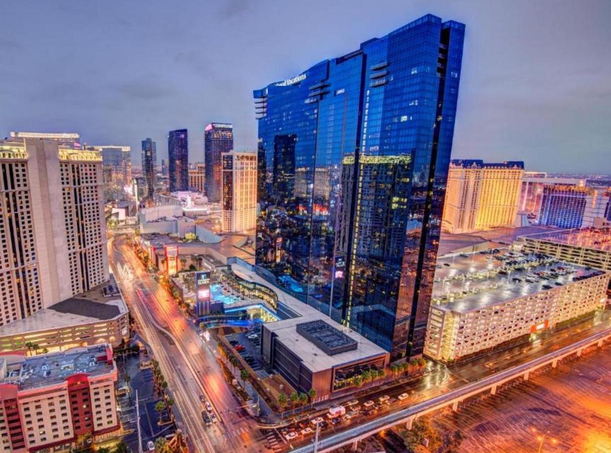 At Elara Center Strip-no Fees Appart hôtel