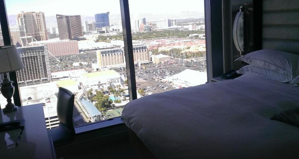 At Elara Center Strip-no Fees Las Vegas