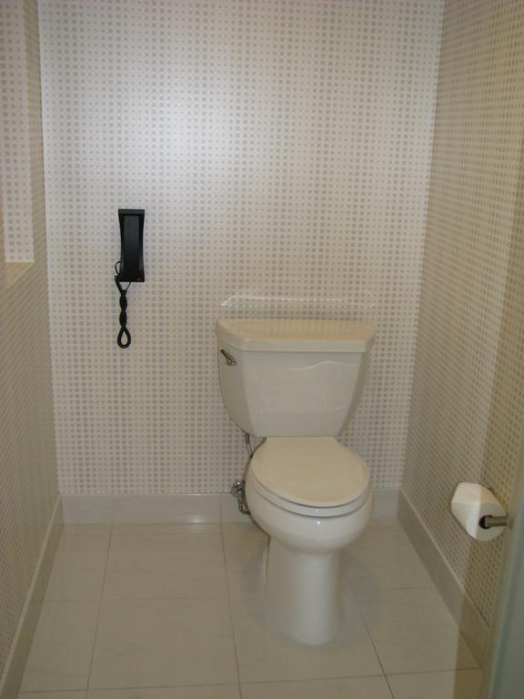 Aparthotel At Elara Center Strip-no Fees *